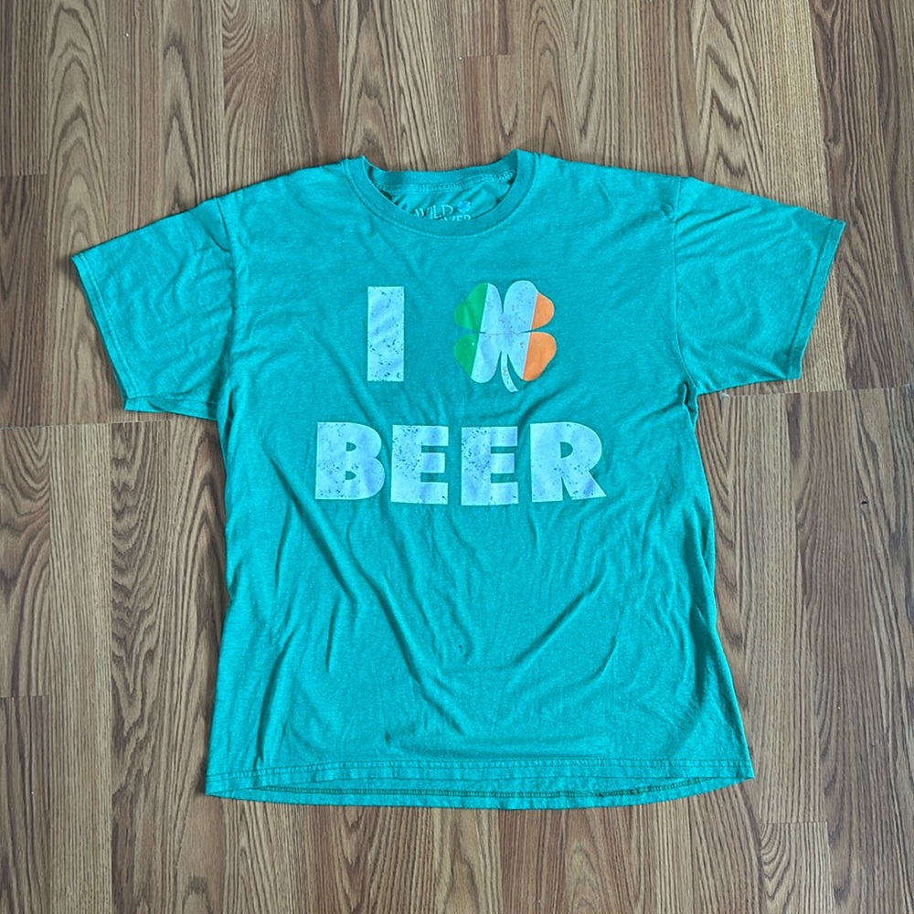 Wild Clover Men’s Irish Drinking Short Sleeve Shirt